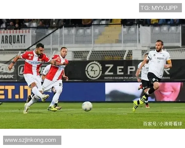 武汉足球队近期状态分析与表现评估探讨